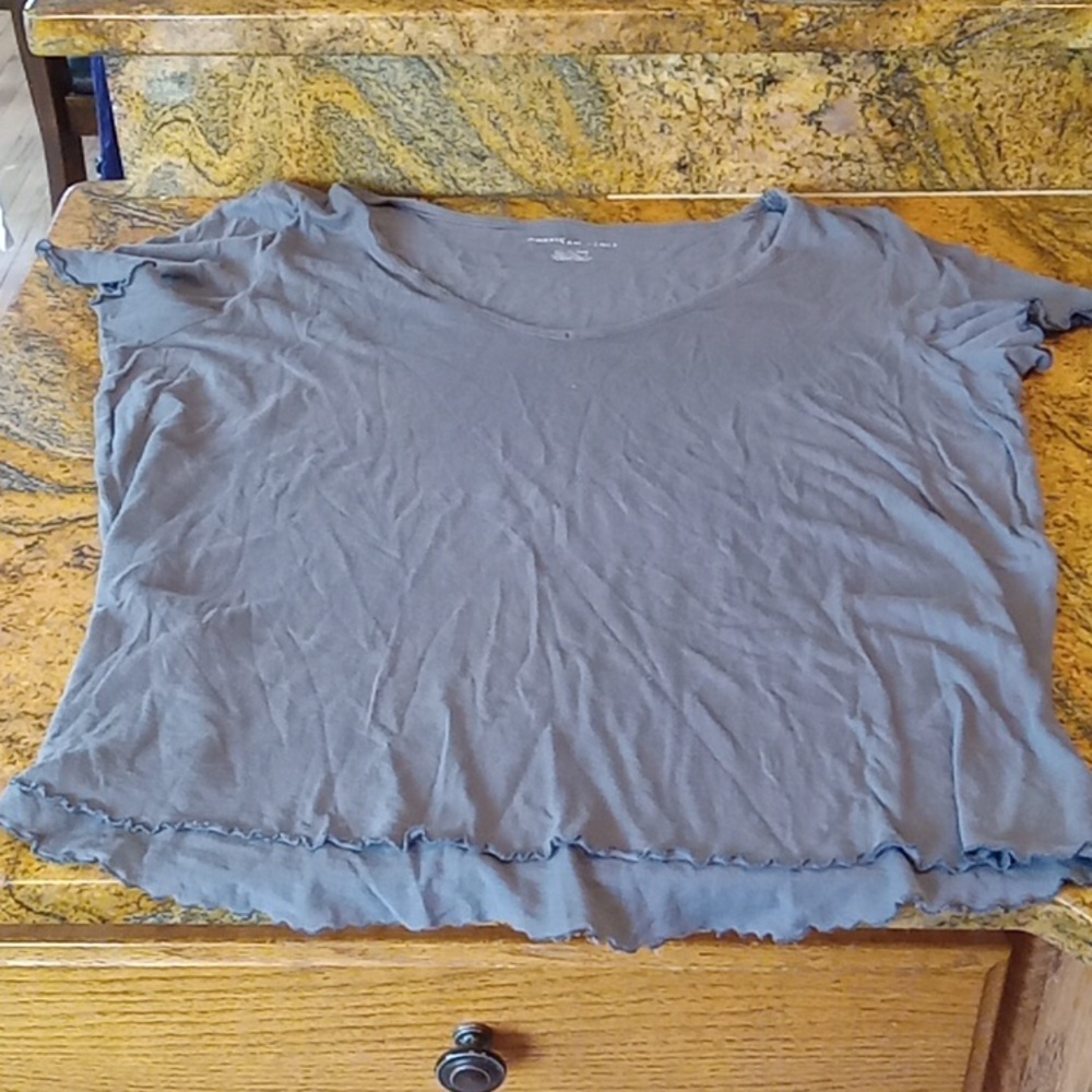 Grey tee